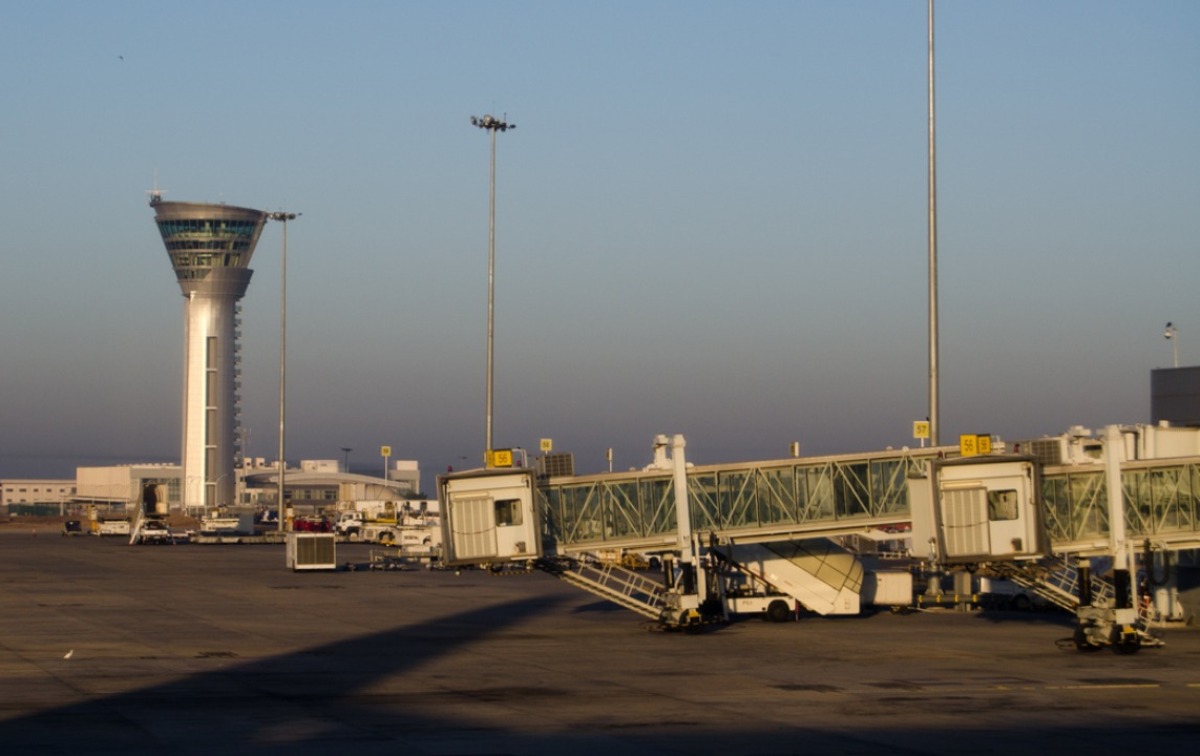Shamshabad airport | ఎయిర్‌పోర్టు కార్గో విభాగంలో విలువైన యంత్రాలు.. పరికరాల చోరీ