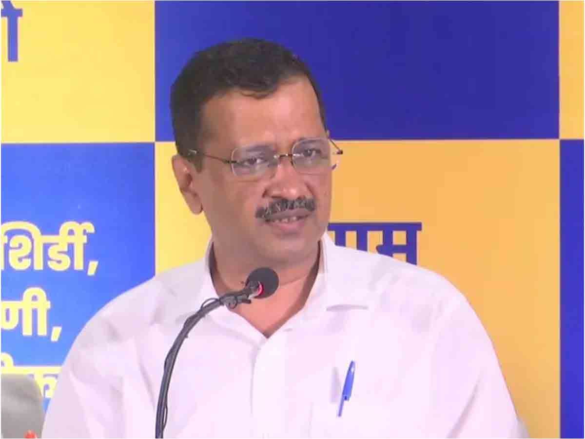 గోవా పోరు : ఉచిత తీర్ధయాత్రలకు కేజ్రీవాల్ హామీ!