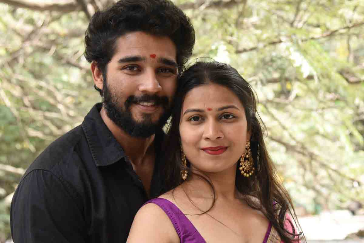 ప్రేమ ఔన్నత్యంతో