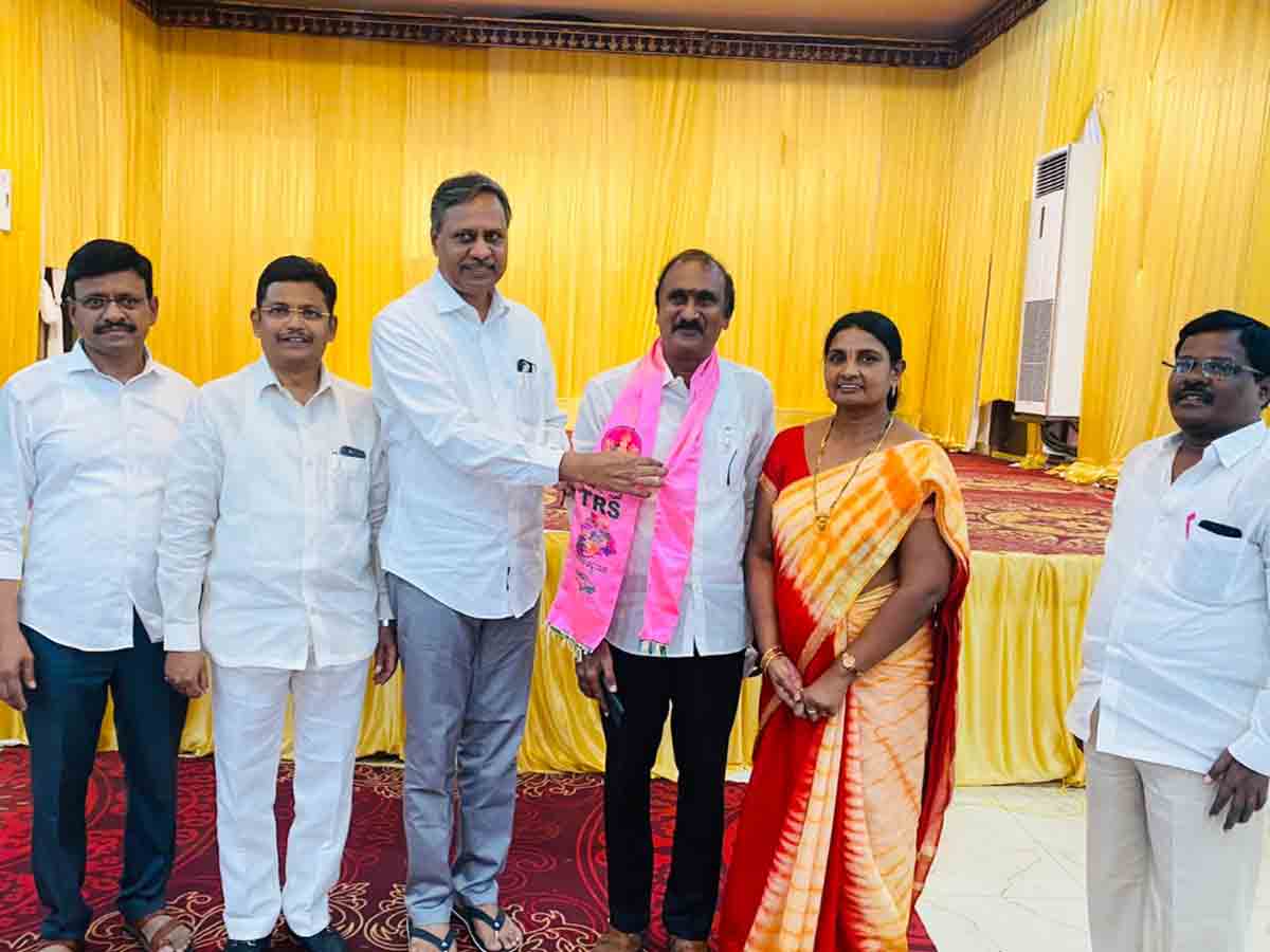 Khammam | టీఆర్‌ఎస్‌లో చేరిన భరత్‌ విద్యాసంస్థల అధినేత