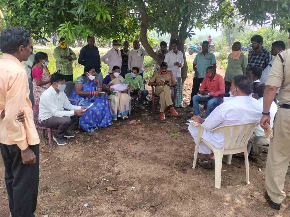 Child marriage | బాల్య వివాహాన్ని అడ్డుకున్న అధికారులు