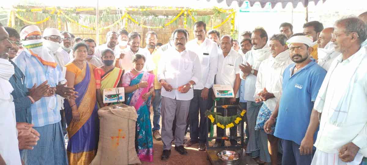 కొనుగోలు కేంద్రాల్లోనే మద్దతు ధర