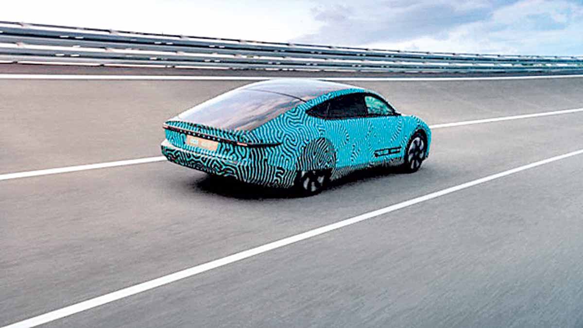 ఒక్కసారి చార్జింగ్‌ చేస్తే ఏడాదంతా నడపొచ్చు!