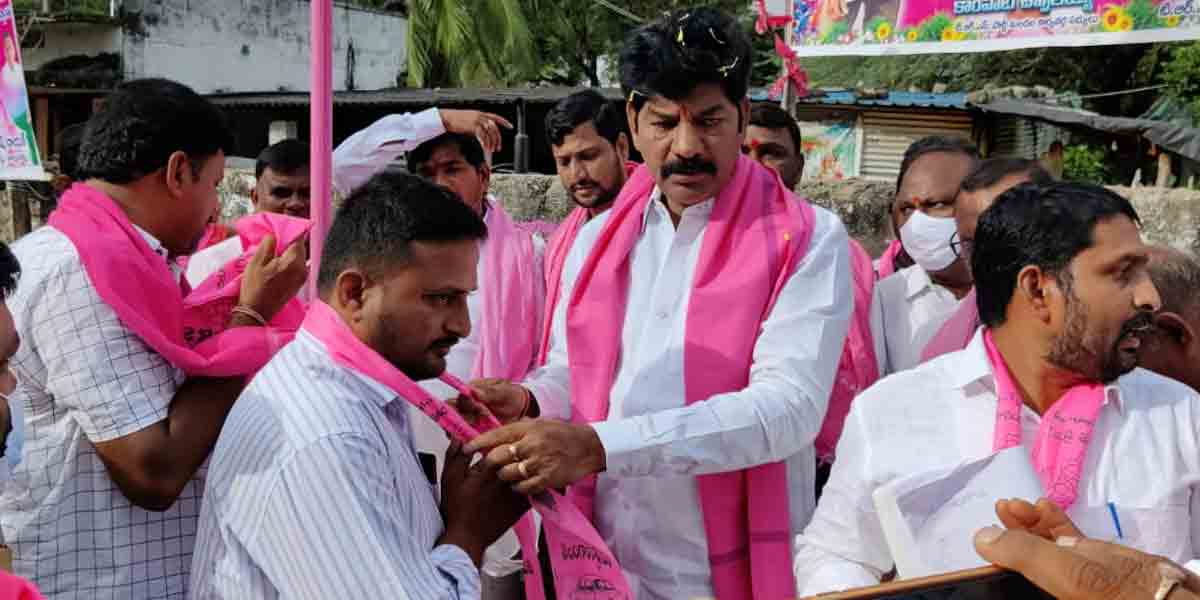 అభివృద్ధికి ఆకర్షితులయ్యే టీఆర్‌ఎస్‌లో చేరికలు : ఎమ్మెల్యే శంకర్‌ నాయక్‌