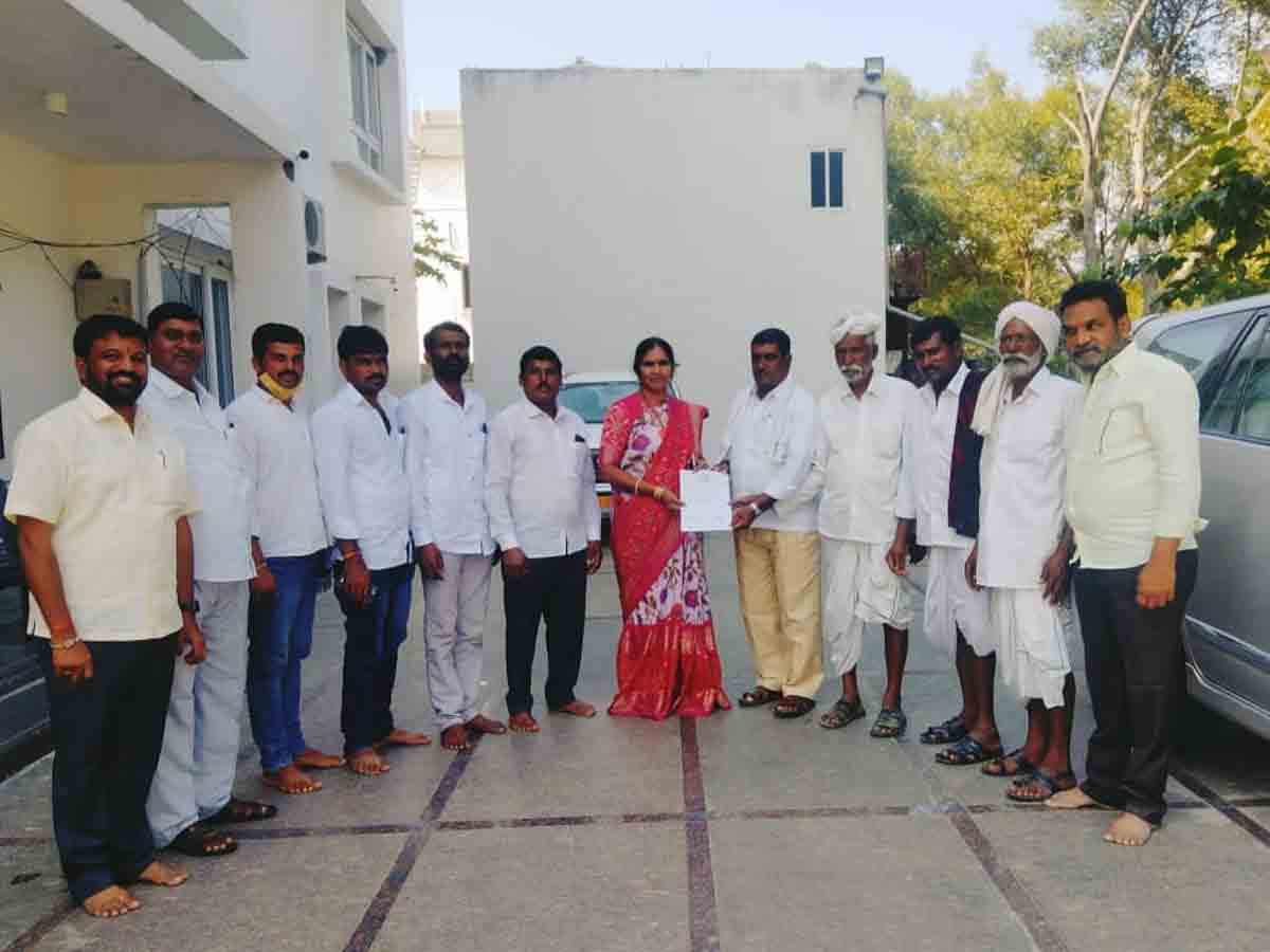 ఖాజాపూర్‌ తండా అభివృద్ధికి కృషి : ఎమ్మెల్యే పద్మాదేవేందర్‌రెడ్డి