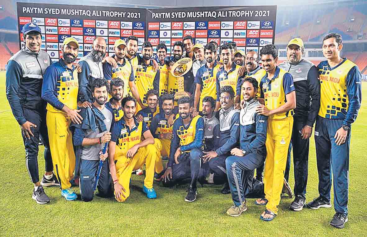 పేస్‌ ఆల్‌రౌండర్‌పై నజర్‌