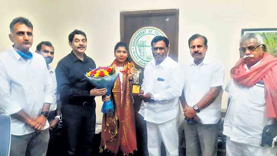 శభాష్‌ నిఖత్‌ జరీన్‌