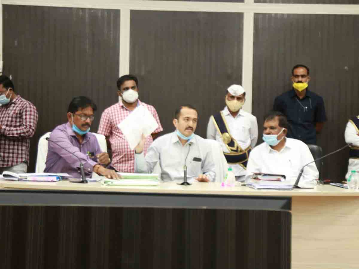 నల్లగొండ జిల్లాలో మూడు నామినేషన్ల తిరస్కరణ