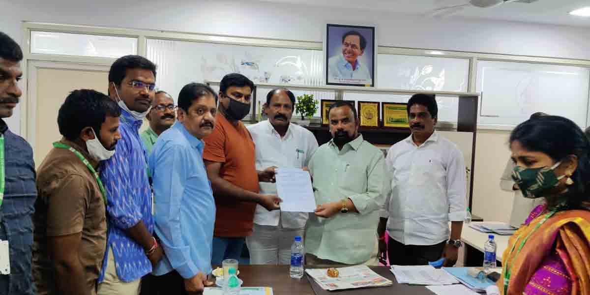 Nallagonda | డీసీసీబీ ద్వారా రైతు బిడ్డలకు విదేశాలలో ఉన్నత చదువులు