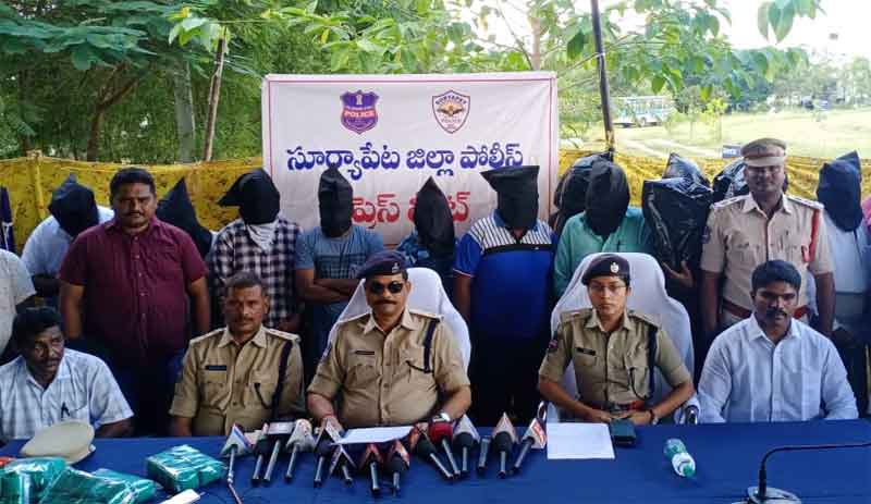 అది టీపొడి కాదు.. రసాయన విషం