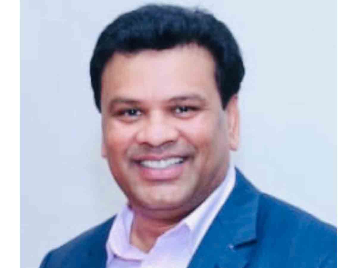 టీఆర్ఎస్ ఎమ్మెల్సీ అభ్యర్థులకు మహేష్ బిగాల శుభాకాంక్షలు