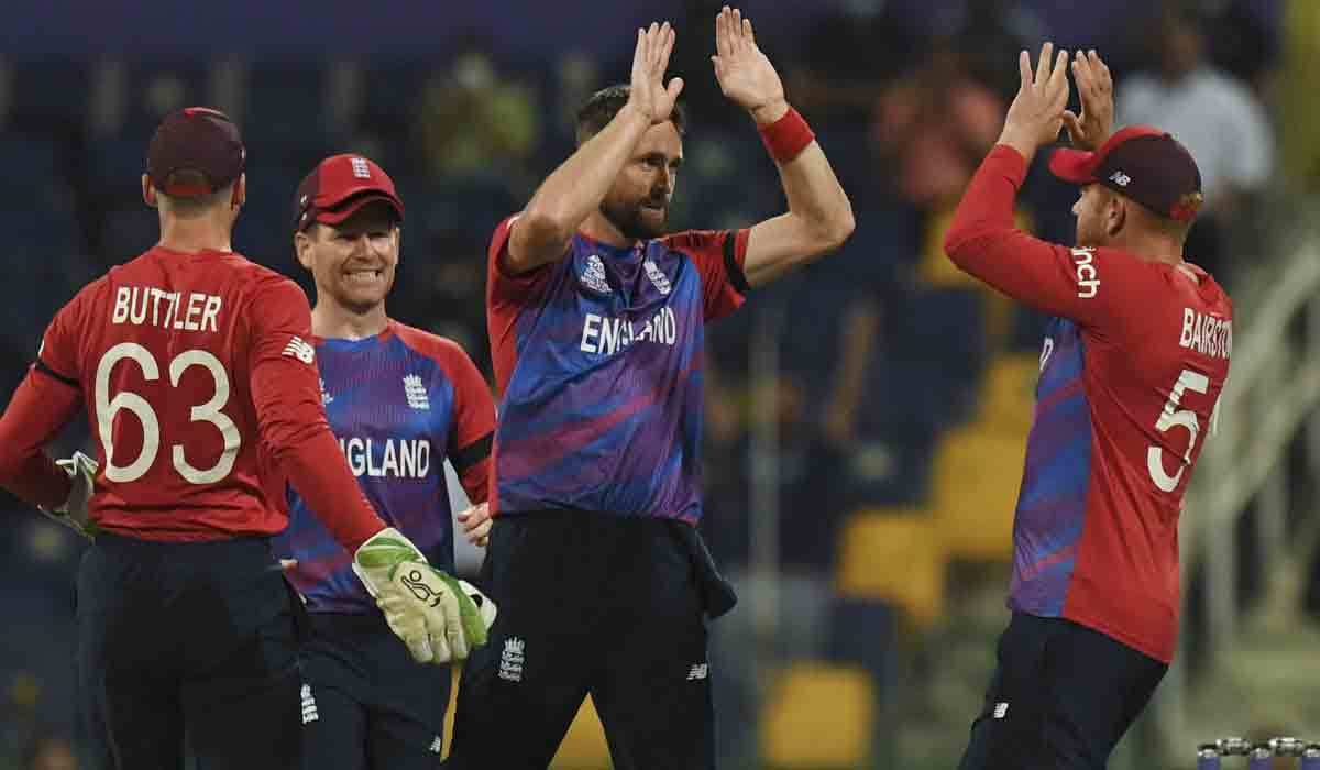 NZ vs ENG | ఛేజింగ్‌లో కష్టాలు పడుతున్న కివీస్‌.. 13 పరుగులకే రెండు వికెట్లు