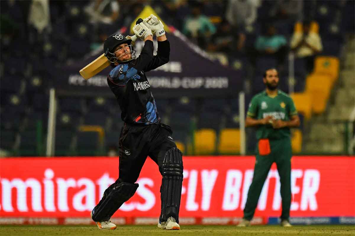 PAK vs NAM : పోరాడి ఓడిన న‌మీబియా.. పాక్‌కు సెమీస్ బెర్త్ ఖాయం
