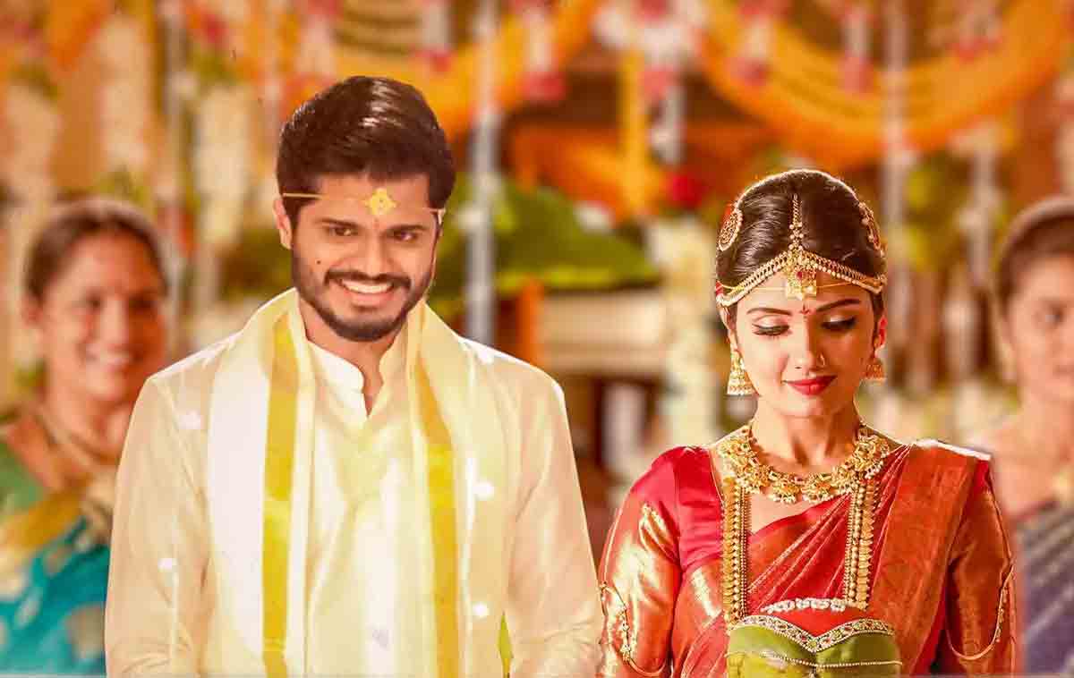 పుష్పక విమానం మూవీ రివ్యూ