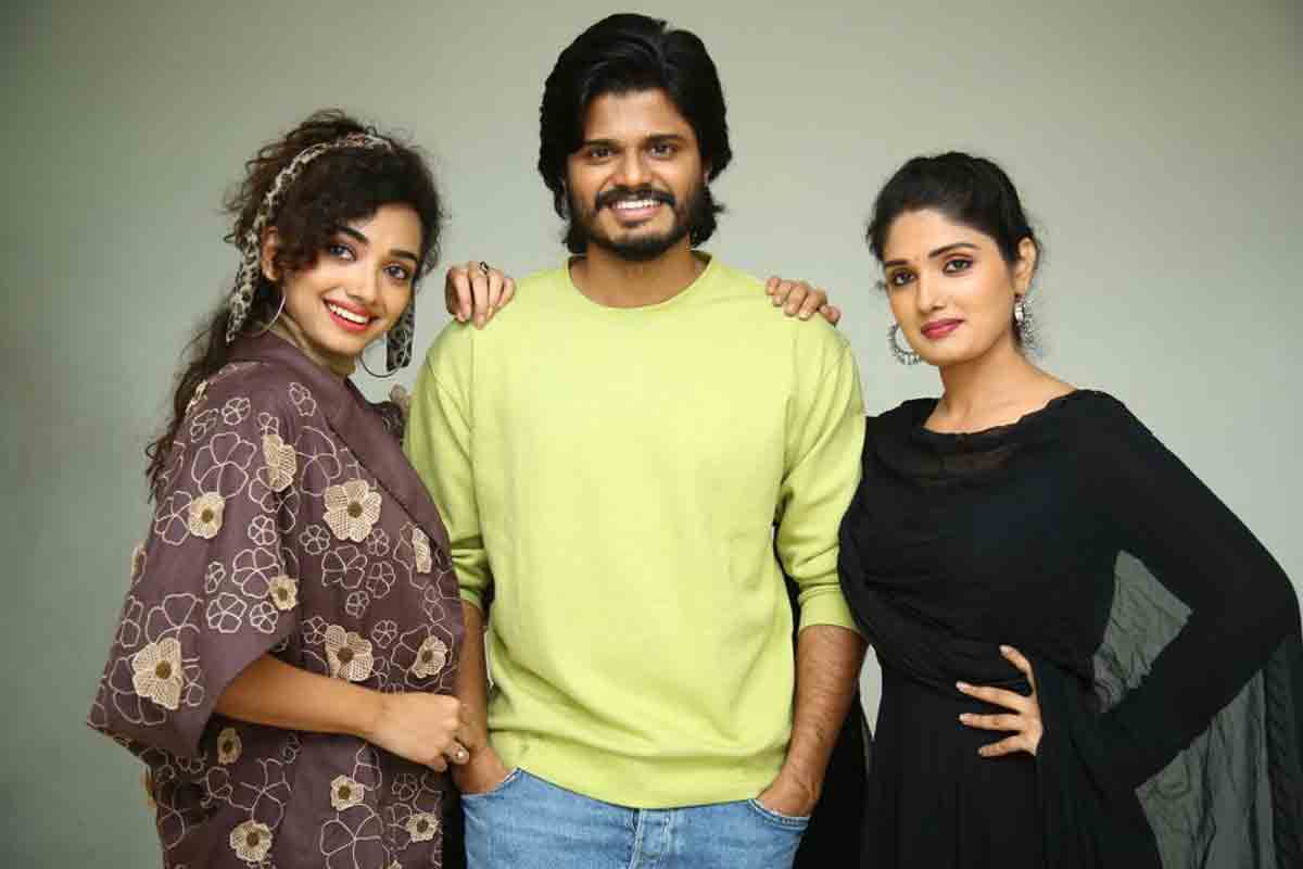 పుష్పక విమానం ఫస్ట్ డే కలెక్షన్స్.. జూనియర్ దేవరకొండకు షాక్..