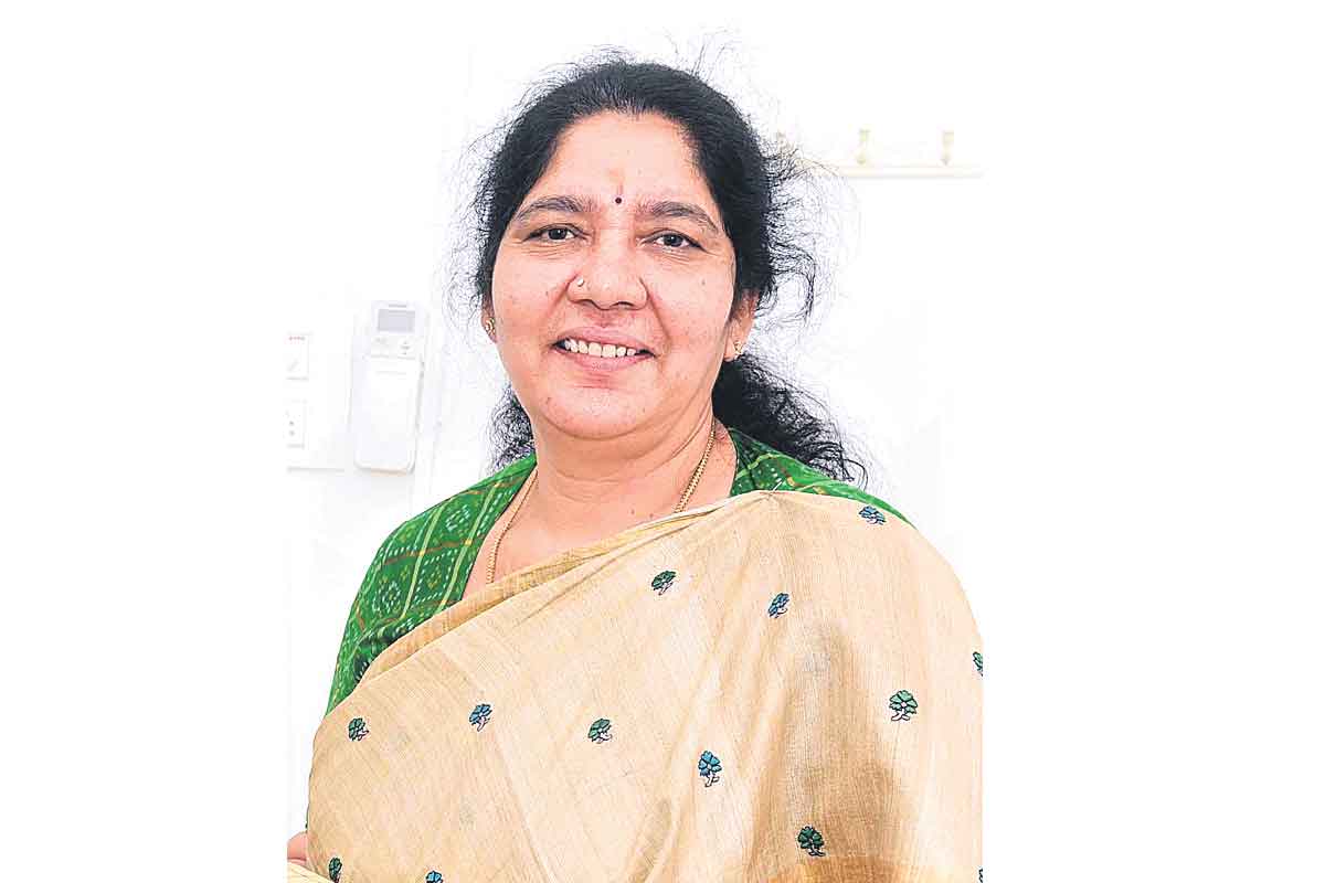 ఏజెన్సీ స్కూళ్లలో ఇంగ్లిష్‌ మీడియం