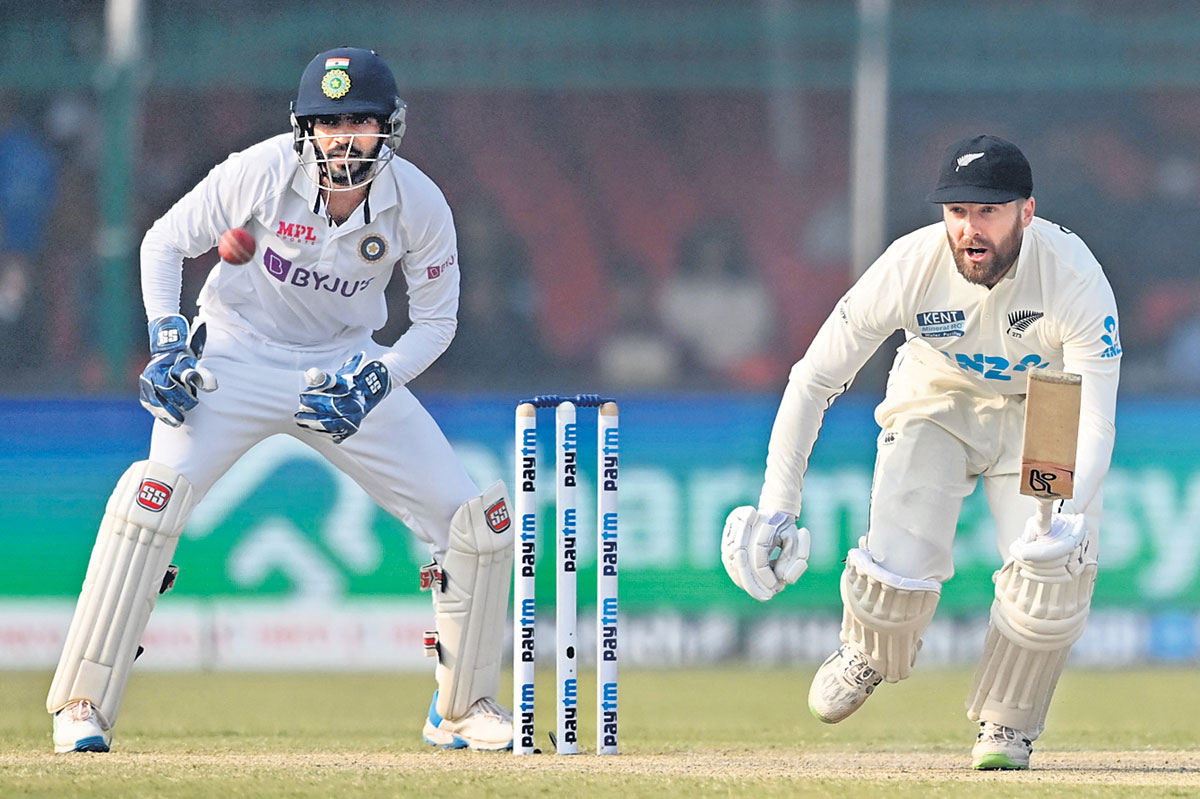 సాహాకు గాయం