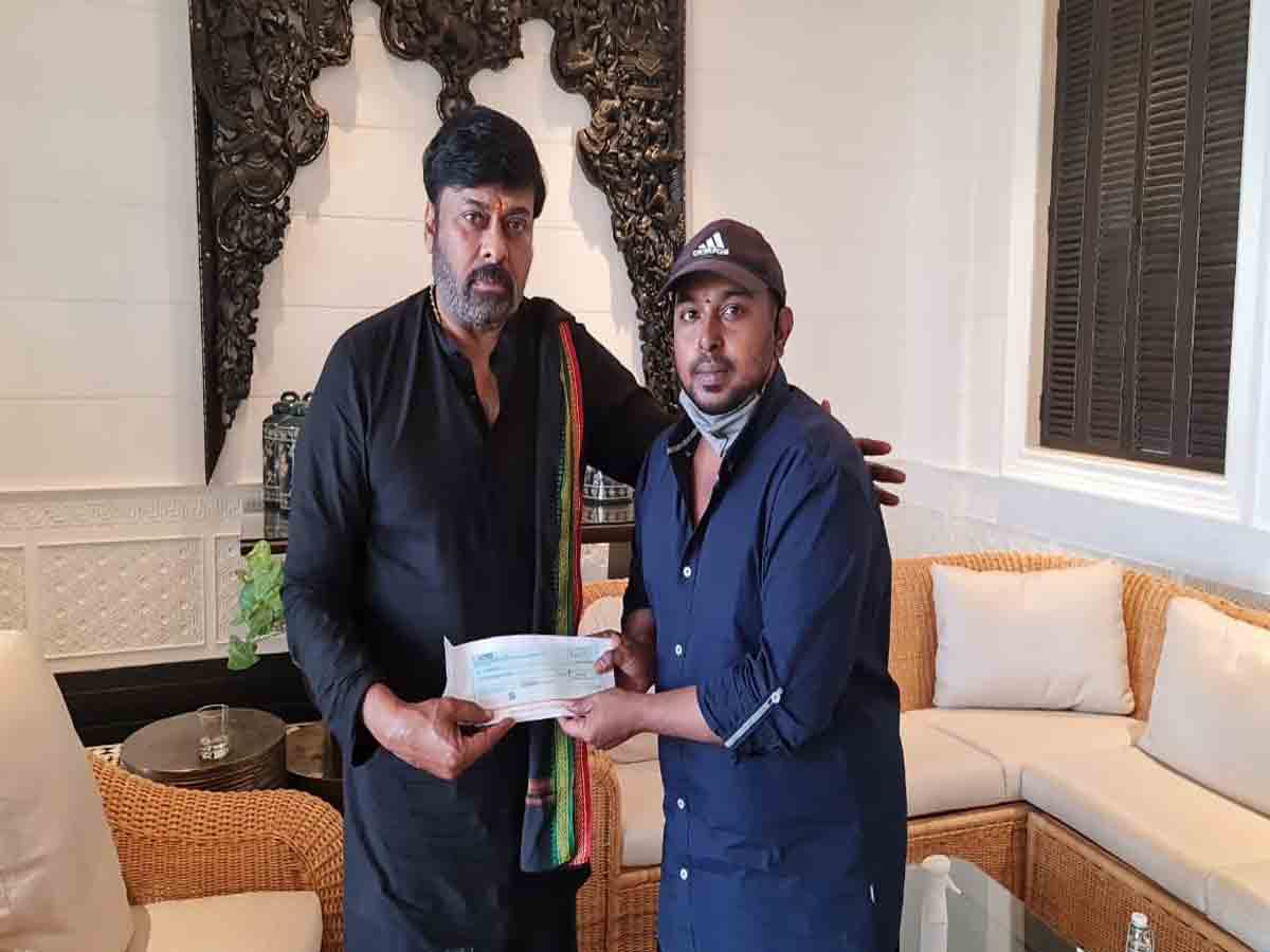 Chiranjeevi: శివ‌శంక‌ర్ మాస్ట‌ర్ వైద్య ఖ‌ర్చుల కోసం మూడు ల‌క్ష‌ల సాయం చేసిన చిరు