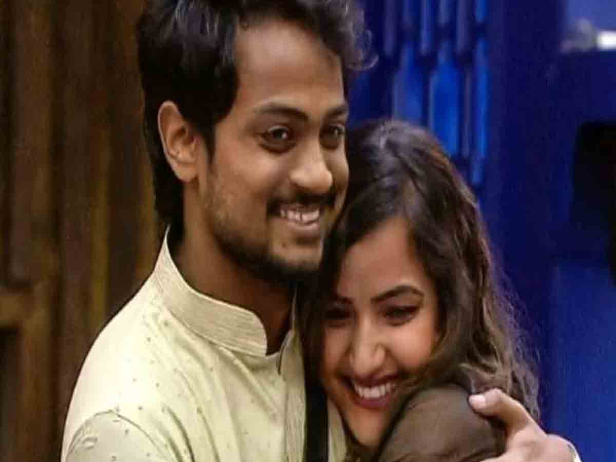 Shanmukh: ఒకే బెడ్‌పై చేరిన సిరి, ష‌ణ్ముఖ్‌.. లాస్ట్ వీక్ పెద్ద త‌ప్పు చేశాన‌ని బాధ‌ప‌డ్డ ష‌ణ్ను