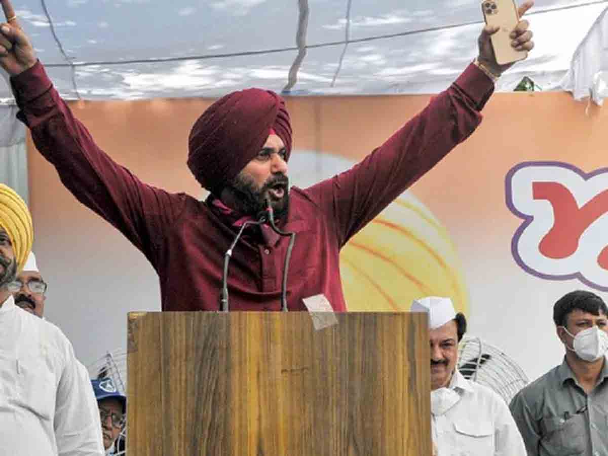 పీక‌ల్లోతు అప్పుల్లో పంజాబ్ : పార్టీ స‌ర్కార్‌పై మ‌రోసారి సిద్ధూ ఫైర్‌!