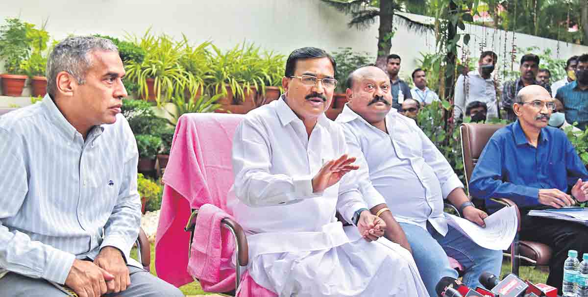 వడ్లను కేంద్రం తీసుకోదట!