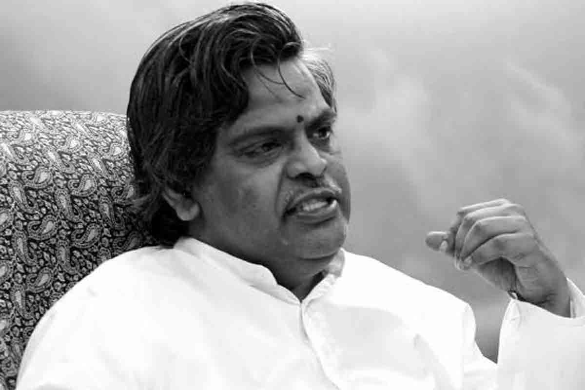 సిరివెన్నెల సీతారామశాస్త్రి జీవితంలో కీలకమైన ఘట్టాలు ఇవే..