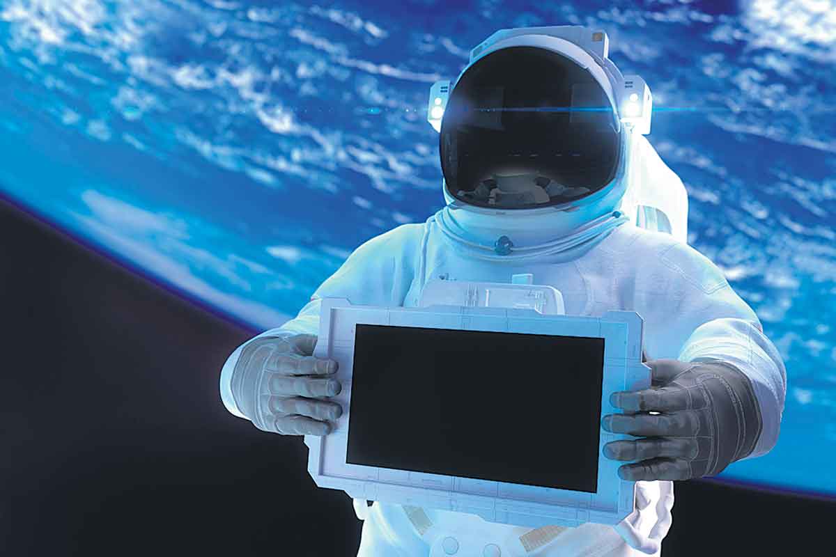 రోదసి నుంచే పని!