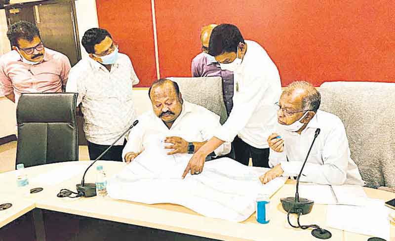 ముంపును తగ్గించేలా..సందర్శకులను ఆకట్టుకునేలా..