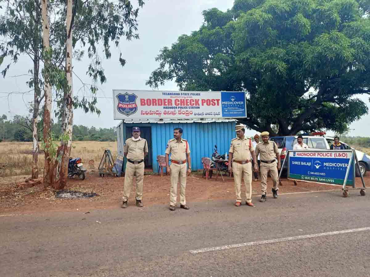 తెలంగాణ – కర్ణాటక సరిహద్దు ప్రాంతంలో చెక్ పోస్టుల ఏర్పాటు
