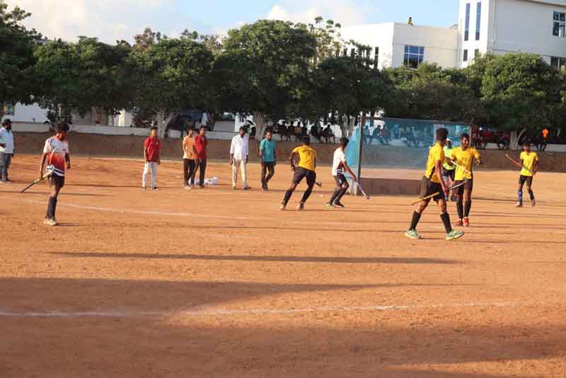 పోటాపోటీగా క్వాలిఫై మ్యాచ్‌లు