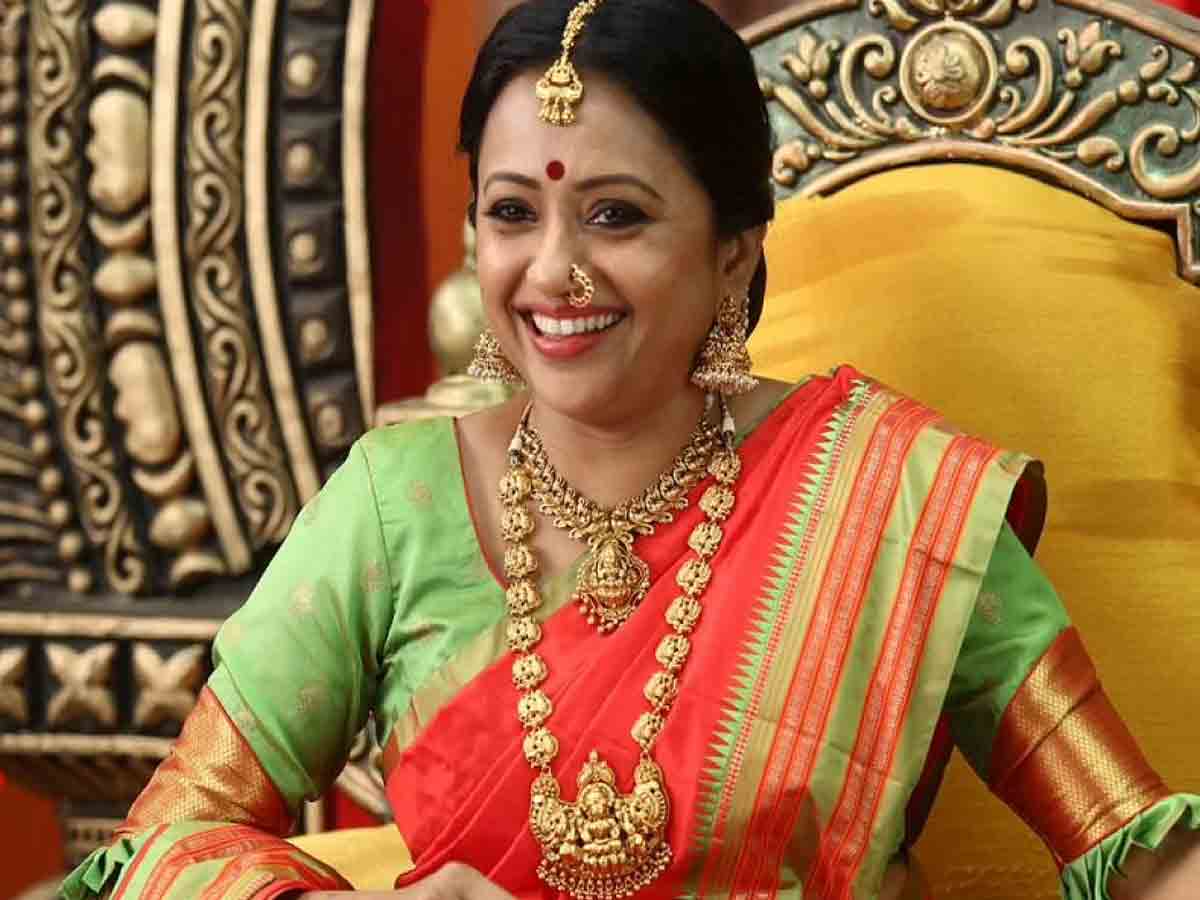 Suma: సినిమాల్లోకి ఎంట్రీ ఇస్తున్న సుమ‌.. ఈ విష‌యం చెప్పింది మ‌రెవ‌రో కాదు..