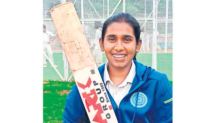 రైజింగ్‌ స్టార్‌ త్రిష