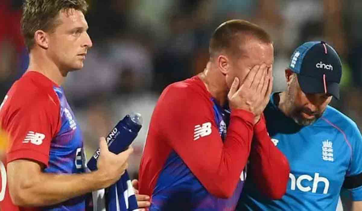 ఇంగ్లండ్‌కు ఎదురుదెబ్బ.. టీ20 ప్రపంచకప్‌ నుంచి జేసన్ రాయ్‌ అవుట్!