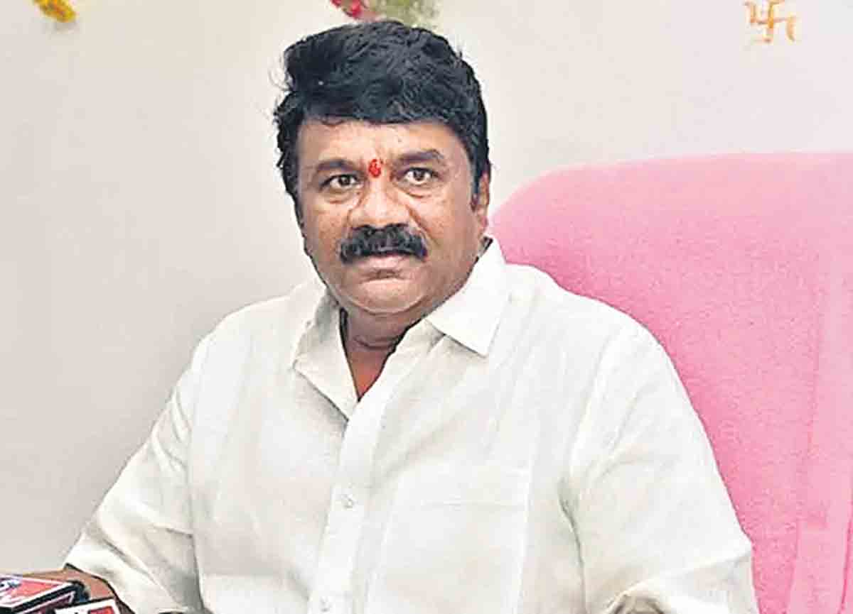 గొర్రెల పంపిణీపై బండివన్నీ అబద్ధాలే