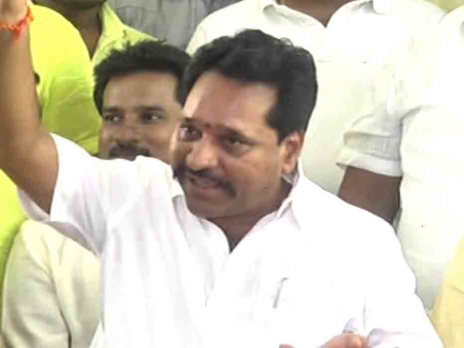 మేము తీవ్రవాదులమా.. ? టీడీపీ మాజీ మంత్రి అమర్‌నాథ్‌రెడ్డి