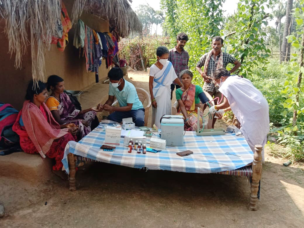 రాష్ట్రంలో 4000 పల్లె దవాఖానలు