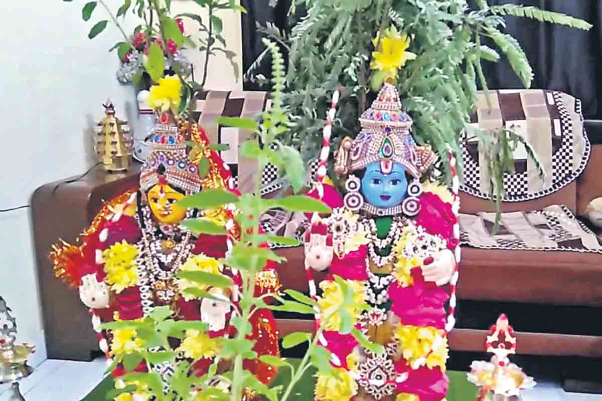 Tulsi puja | తుల‌సి అంటే అర్థం ఏంటి? కార్తీక మాసంలో ఈ చెట్టును ఎందుకు పూజించాలి?