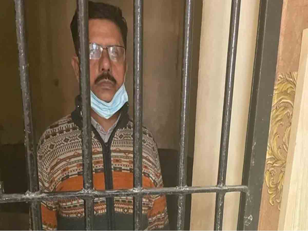 కాంట్రాక్టు ఉద్యోగిపై లైంగిక వేధింపుల‌కు పాల్ప‌డిన సీనియ‌ర్ అధికారి అరెస్ట్‌!