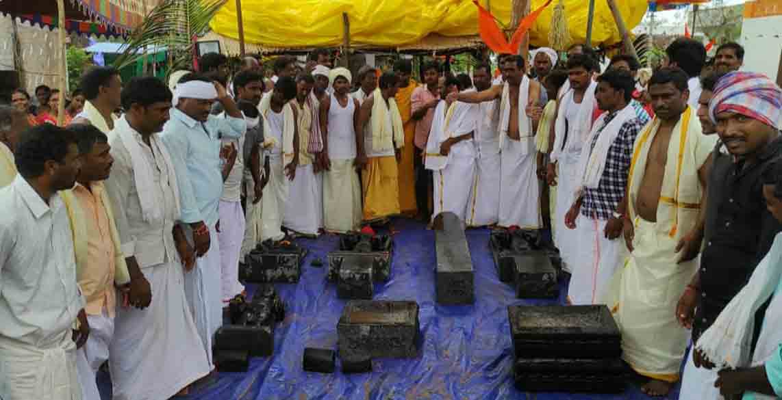 Bhupalpally | వైభవంగా గ్రామదేవతల విగ్రహ ప్రతిష్ఠ..