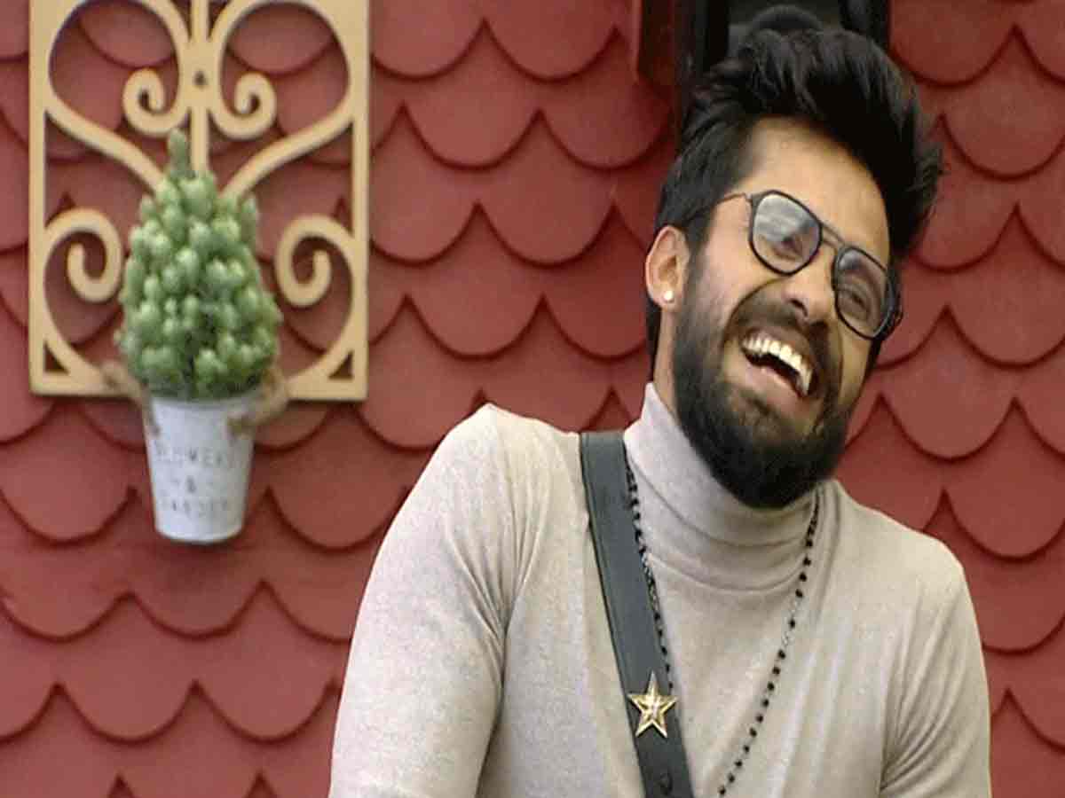 Vishwa: హాట్ టాపిక్‌గా మారిన విశ్వ రెమ్యున‌రేష‌న్.. ఎంత వెన‌కేసాడేంటి?