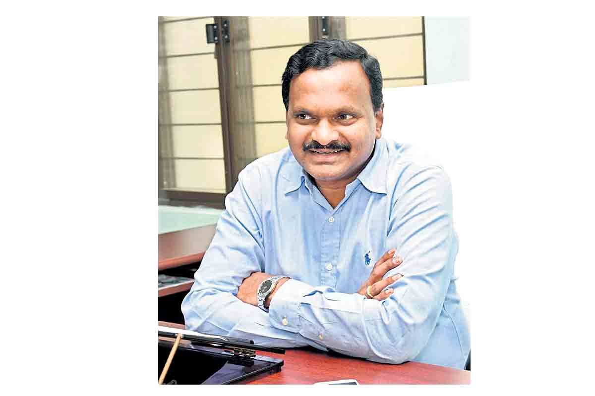 సిద్దిపేట కలెక్టర్‌ రాజీనామా