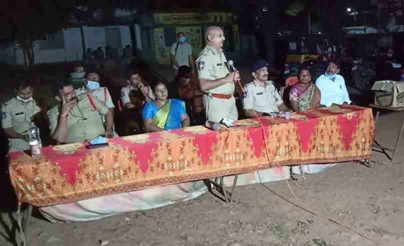 చెడు వ్యసనాలకు దూరంగా ఉండాలి