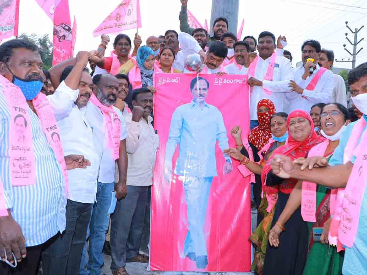 తెలంగాణ చరిత్రను మార్చిన కేసీఆర్‌ దీక్ష : ఎమ్మెల్యే నన్నపనేని