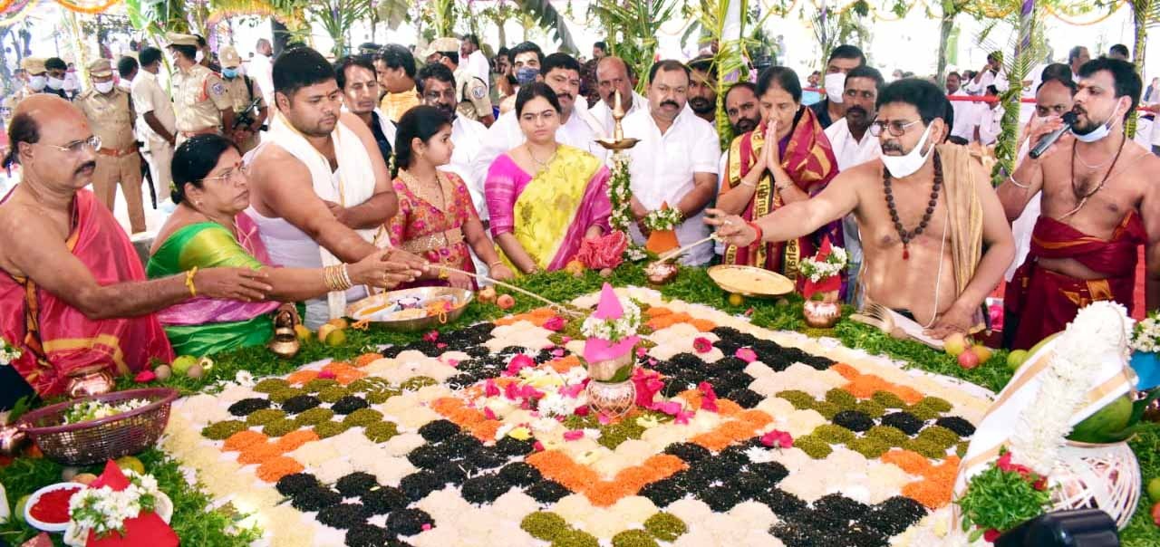 Ibrahimpatnam : ముగిసిన వరుణ హోమం..