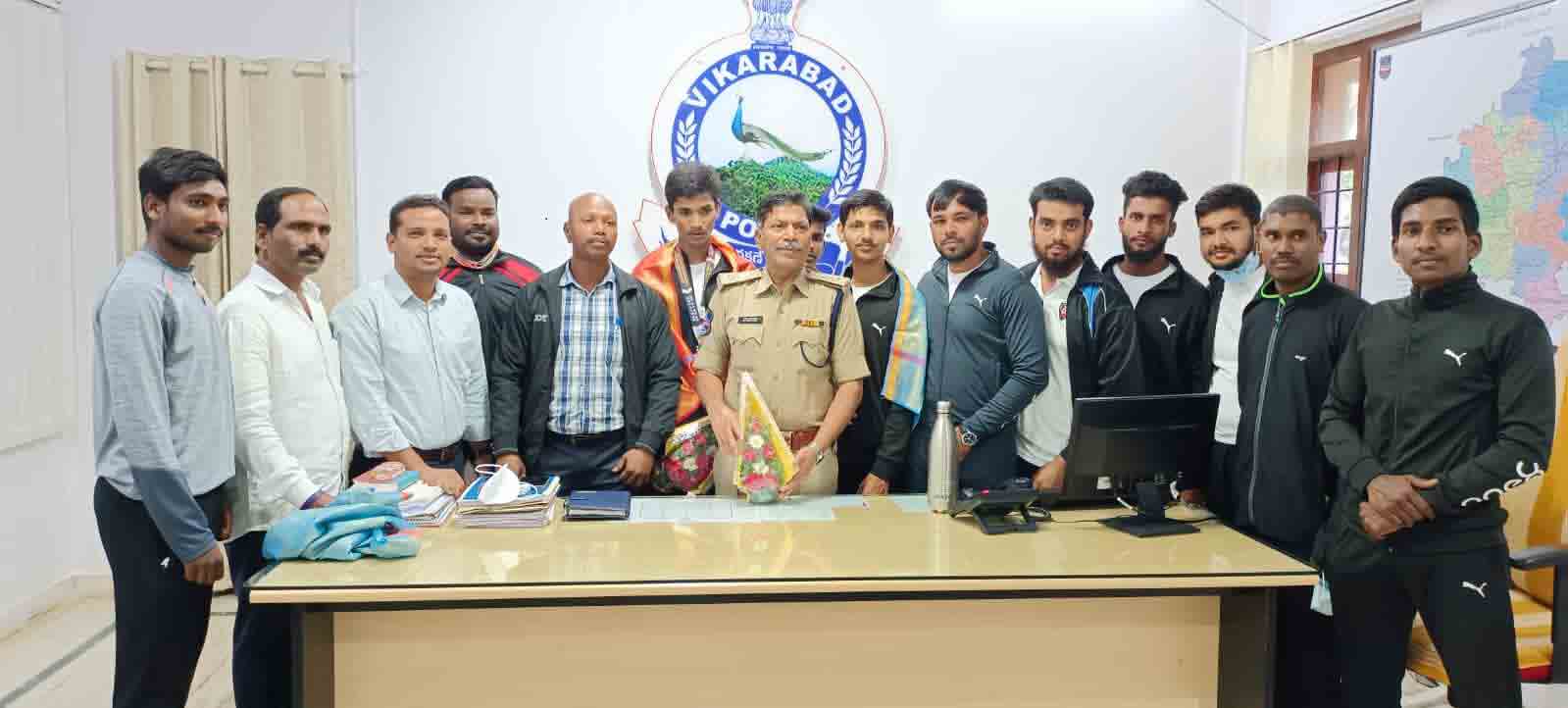 Vikarabad : మార్షల్‌ ఆర్ట్స్‌తో శారీరక, మానసిక ధృడత్వం పెంపొందుతుంది..