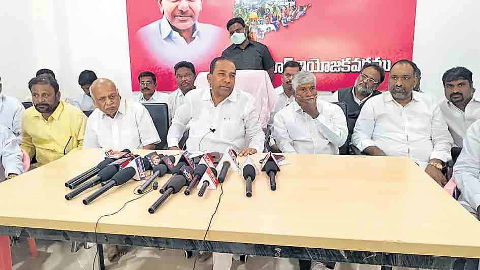 బీజేపీకి ఘోరీ కట్టడం ఖాయం