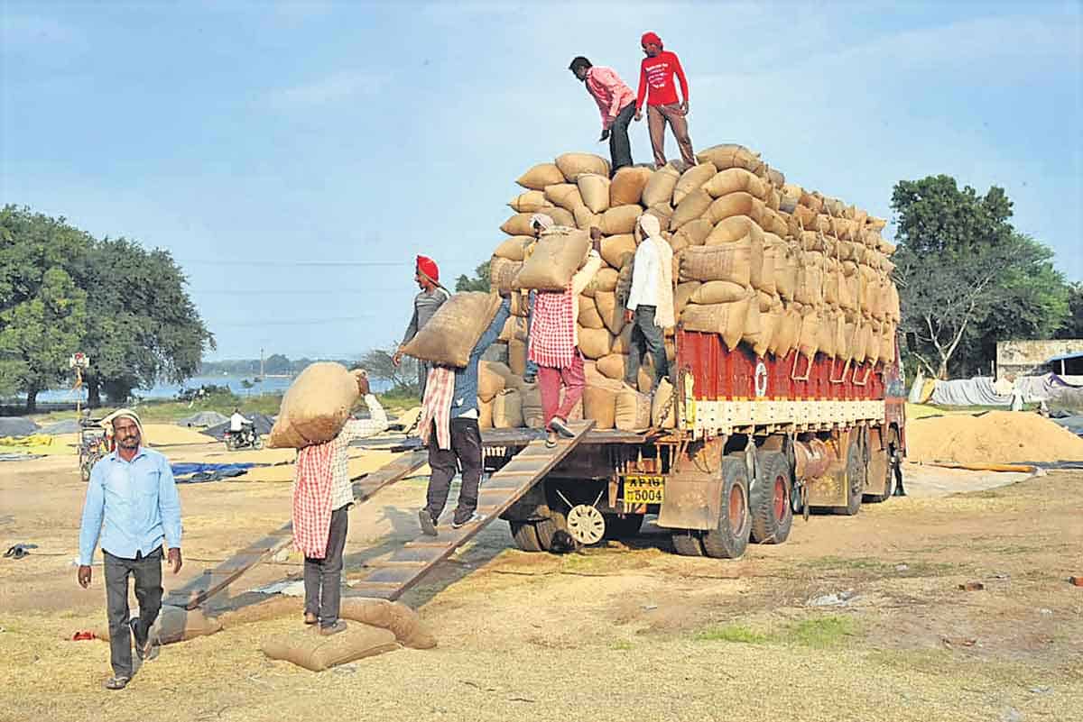 మోదీ..మాపై ఎందుకీ పగ !