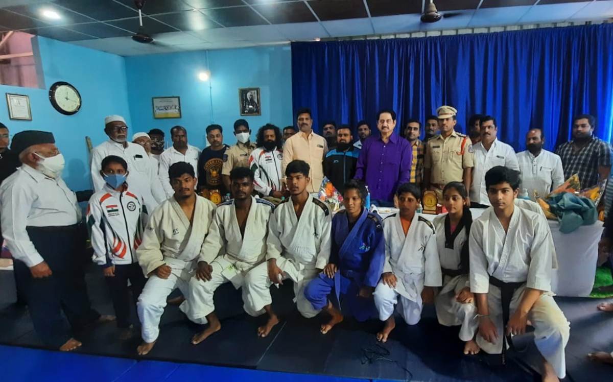 Fitness | ఆరోగ్యంపట్ల అప్రమత్తంగా ఉండాలి : సీనీ నటుడు సుమన్
