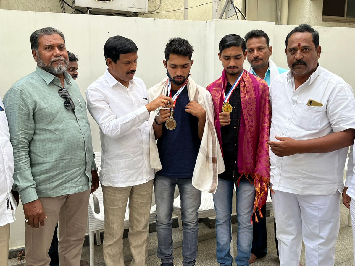 Kodangal : అంతర్జాతీయస్థాయి పరుగుపందెంలో మెరిసిన విద్యార్థులు..