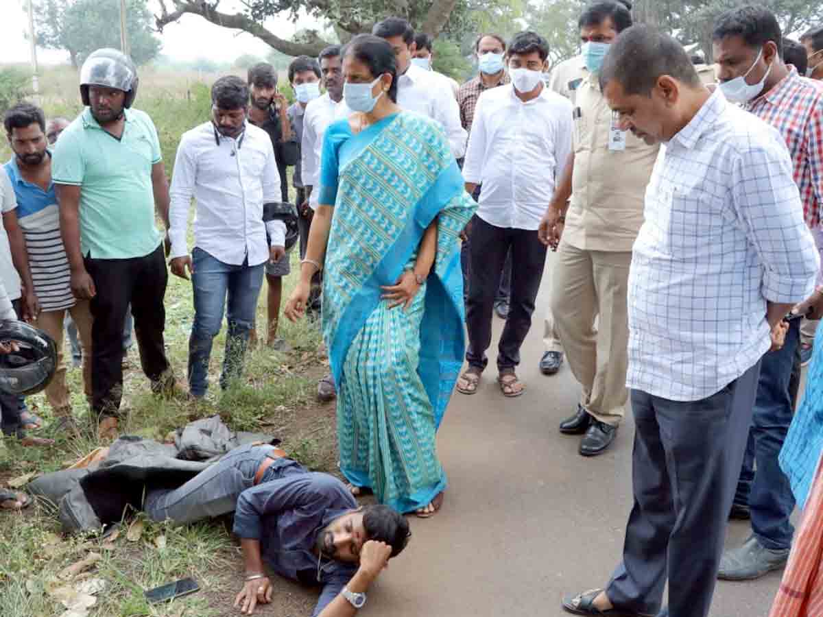 Vikarabad : మానవత్వాన్ని చాటిన మంత్రి సబితారెడ్డి